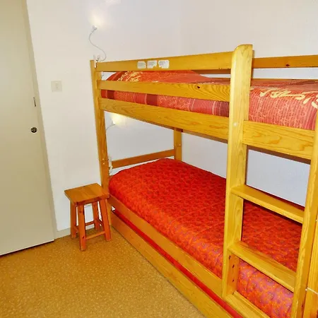 Appartement 6 Personnes Au Pied Des Pistes Avec Balcon - Fr-1-516-2